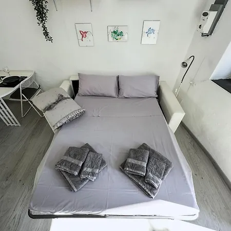 Maggiore Elena アパート *