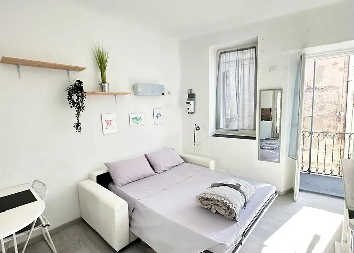 Maggiore Elena Apartment